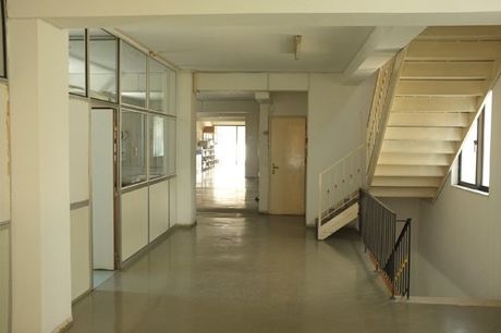 Επιχειρηματικό κτίριο 1.700τ.μ. για πώληση-Χαϊδάρι