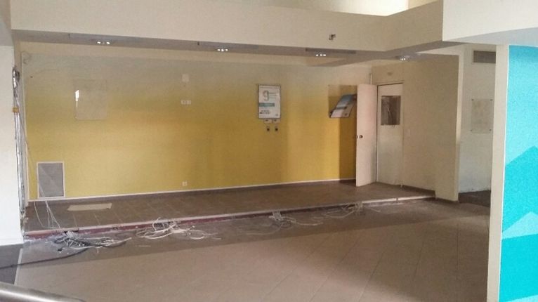 Store 500 sqm for rent, Piraeus Suburbs, Nikaia
