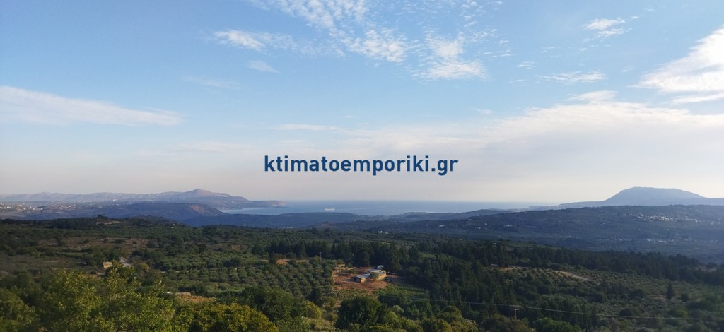 Οικόπεδο 15.000 τ.μ. προς πώληση, Μελιδόνι Φρε