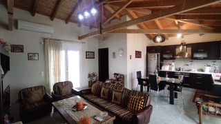 Συγκρότημα διαμερισμάτων 329 τ.μ. για πώληση, Εύβοια, Ληλάντιο-thumb-3