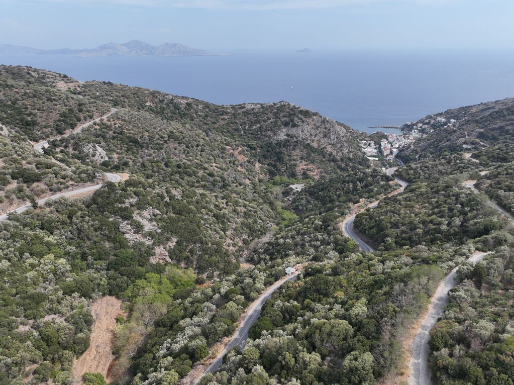 Αγροτεμάχια 4.740,20 τ.μ. προς πώληση, Άγιος Κήρυκος Ικαρίας