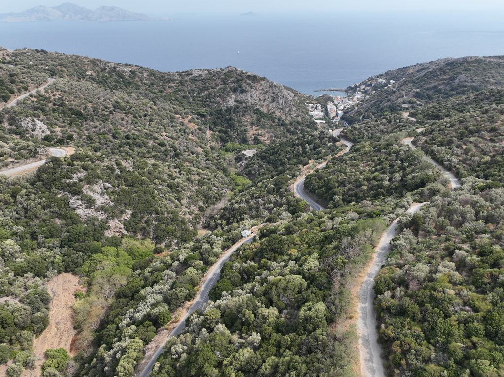 Αγροτεμάχια 4.740,20 τ.μ. προς πώληση, Άγιος Κήρυκος Ικαρίας