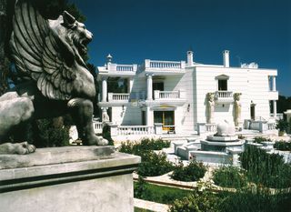 Βίλλα 1.000 τ.μ. για πώληση