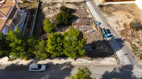 Οικόπεδο 500τ.μ. για πώληση-Καλύβια θορικού