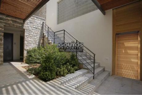 Μεζονέτα 463τ.μ. για πώληση-Νέα ερυθραία