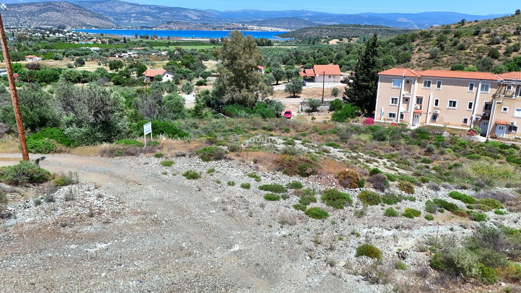 Οικόπεδο 308 τ.μ. προς πώληση, Πετροθάλασσα