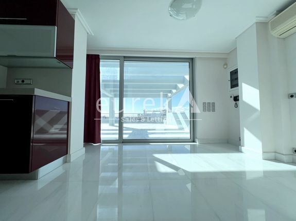 Διαμέρισμα 240 τ.μ. για πώληση, Αθήνα - Νότια Προάστια, Γλυφάδα