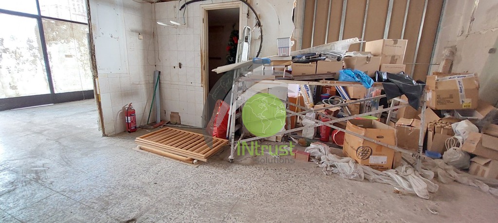 Κατάστημα 170 τ.μ. προς πώληση, Ζαρουχλέικα