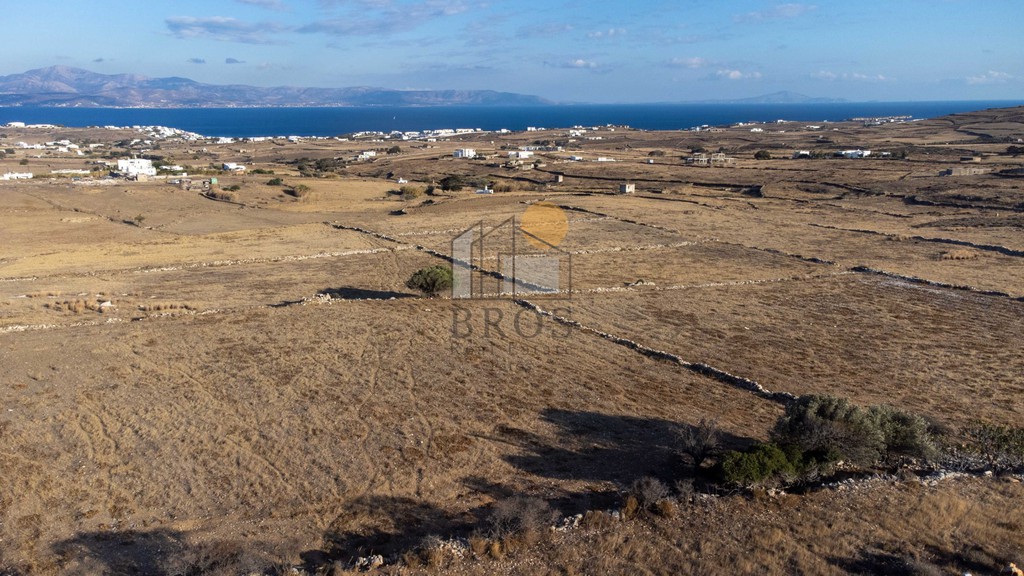 Αγροτεμάχια 8.247 τ.μ. πρός πώληση, Κυκλάδες, Πάρος