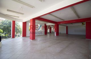 Κατάστημα 250 τ.μ. προς ενοικίαση, Ζαρούχλα-thumb-2