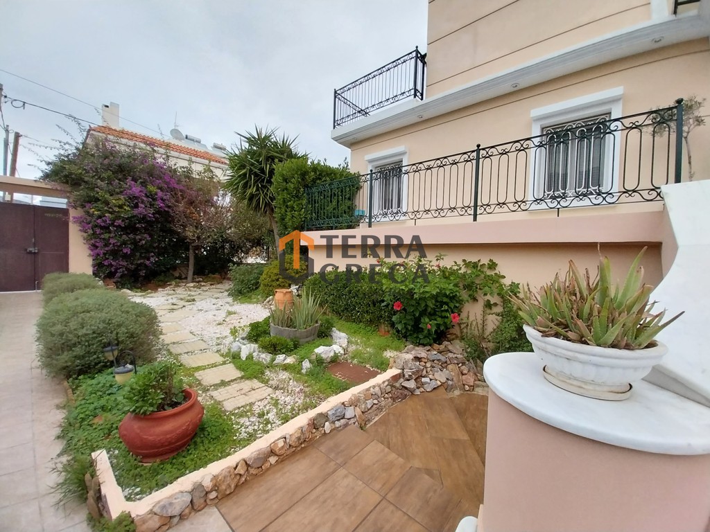 Μονοκατοικία 355 τ.μ. προς πώληση, Μηλαδέζα