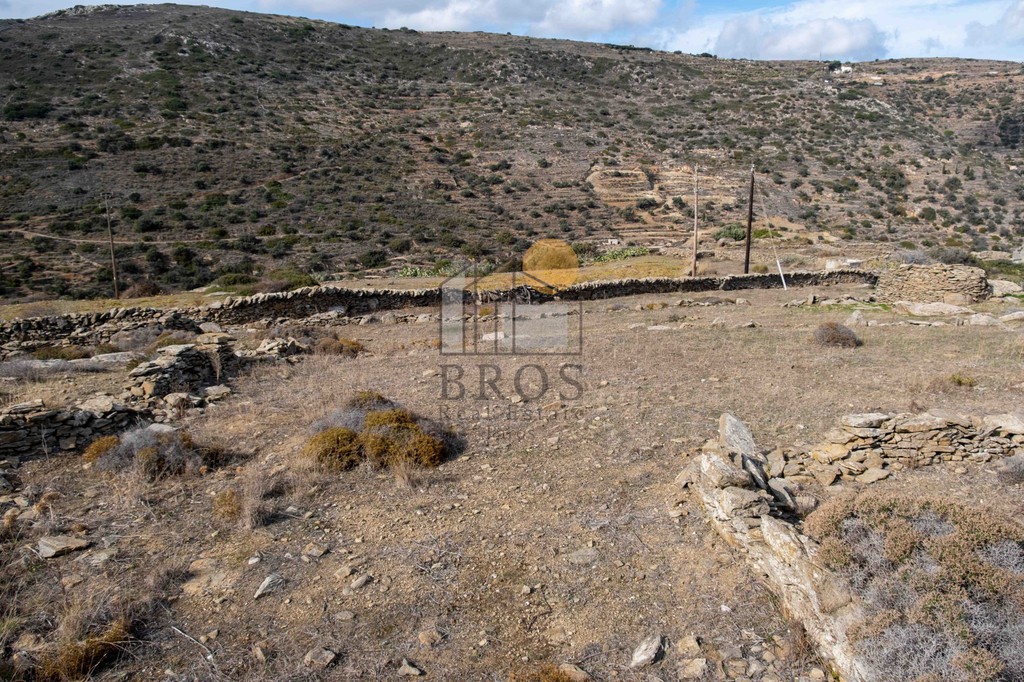 Αγροτεμάχια 6.466 τ.μ. πρός πώληση, Κυκλάδες, Πάρος