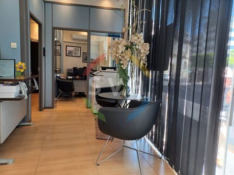 Business bulding 175sqm for sale-