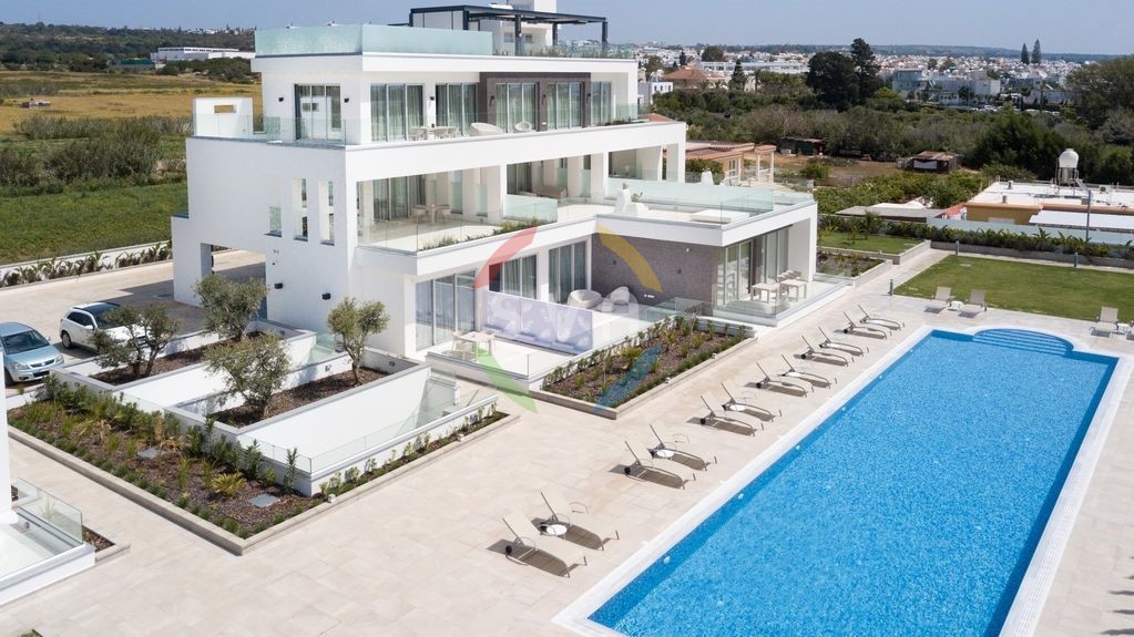 Κτίριο 818 τ.μ. για πώληση, Αμμόχωστος
