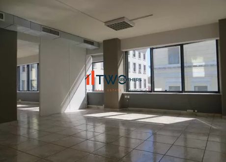 Office 220sqm for rent-Port