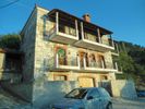Συγκρότημα διαμερισμάτων 280τ.μ. για πώληση-Λέσβος - πέτρα