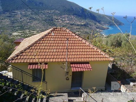 Detached home 48 sqm for sale