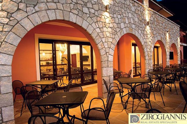 Ξενοδοχείο 936 τ.μ. για πώληση, Αρκαδία, Βιτίνα