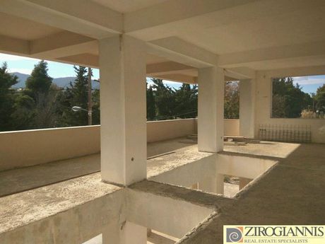 Επιχειρηματικό κτίριο 560τ.μ. για πώληση-Δροσιά