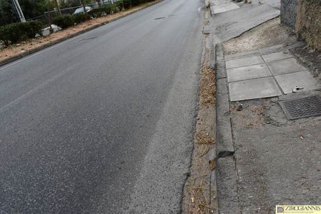 Επιχειρηματικό κτίριο 220τ.μ. για πώληση-Γλυκά νερά