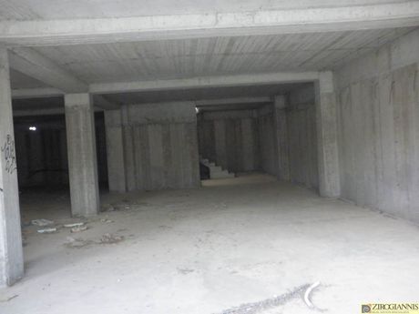 Business bulding 900sqm for sale-Spata