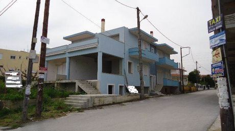 Επιχειρηματικό κτίριο 295τ.μ. για πώληση-Βόχα