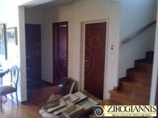 Βίλλα 425 τ.μ. για πώληση