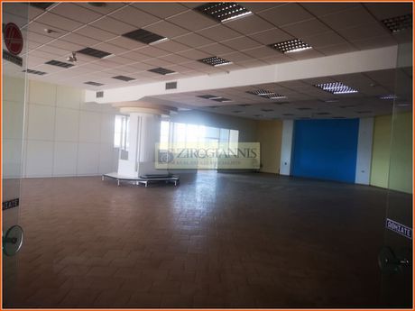Επιχειρηματικό κτίριο 4.000τ.μ. για πώληση-Λουτράκι-περαχώρα