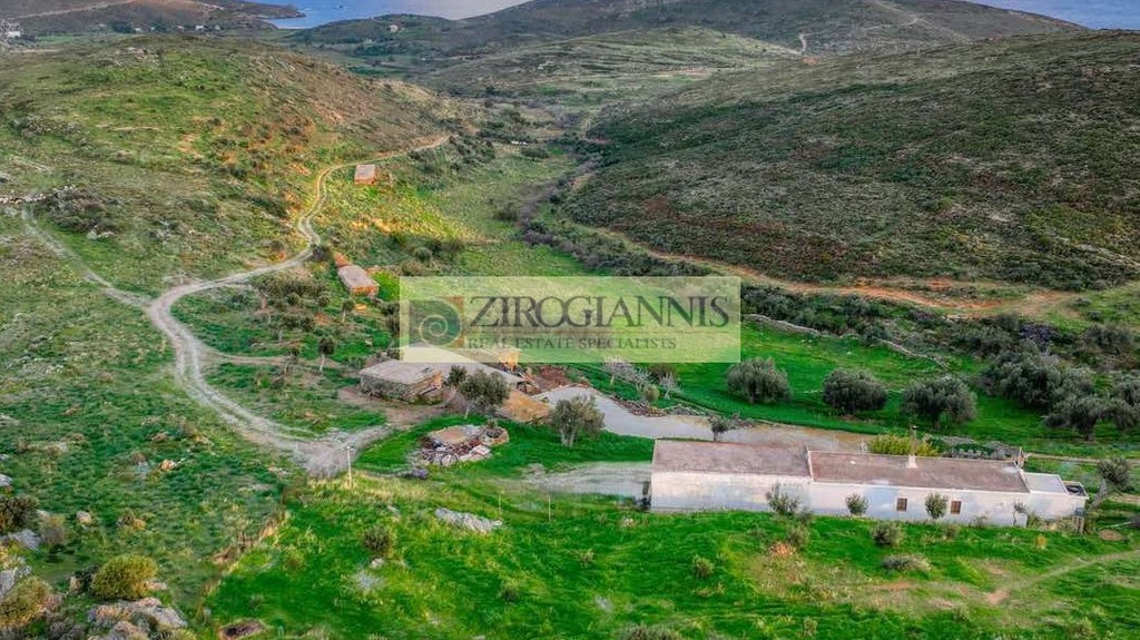 Οικόπεδο 765.000 τ.μ. προς πώληση, Καστρί Καρύστου