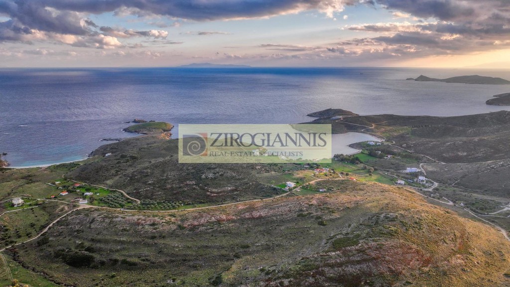 Οικόπεδο 765.000 τ.μ. προς πώληση, Καστρί Καρύστου