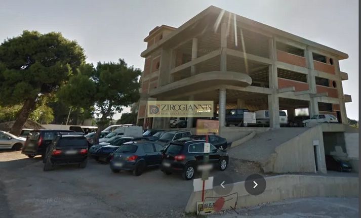 Επιχειρηματικό κτίριο 2.225 τ.μ. για πώληση, Αθήνα - Βόρεια Προάστια, Κρυονέρι