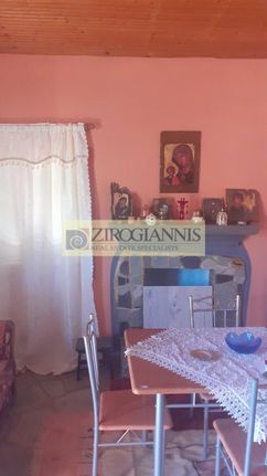 Detached home 40 sqm for sale, Achaia, Kalavrita