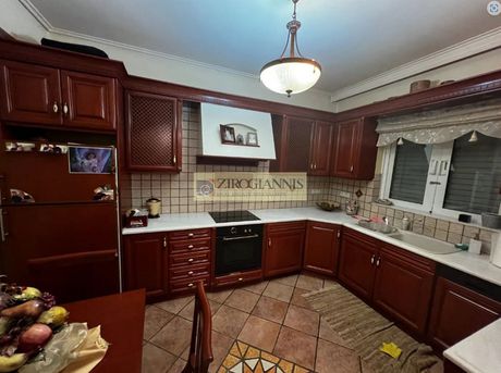 Maisonette 213sqm for sale-Agios Stefanos