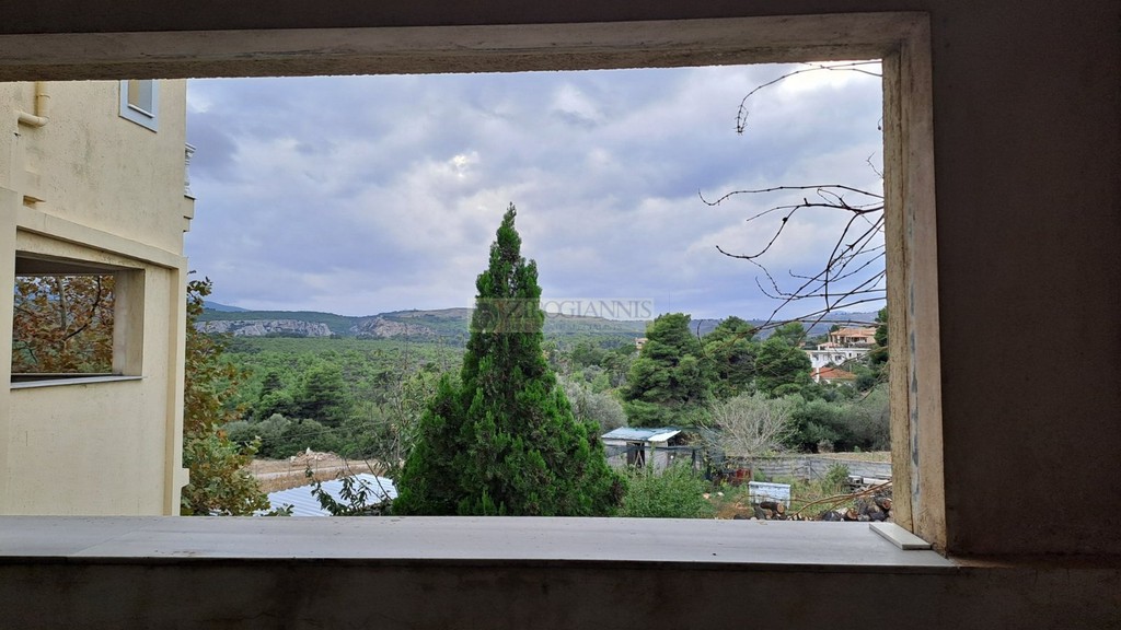 Κατάστημα 170 τ.μ. προς ενοικίαση, Μαραθώνας