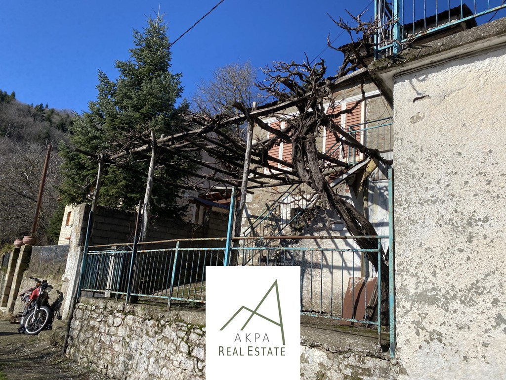 Μονοκατοικία 130 τ.μ. προς πώληση, Άγιος Νικόλαος Καρπενησίου