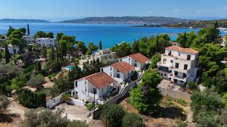 Συγκρότημα διαμερισμάτων 900 τ.μ. για πώληση