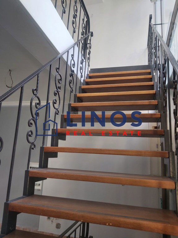 Κατάστημα 178 τ.μ. πρός πώληση, Αθήνα - Νότια Προάστια, Γλυφάδα