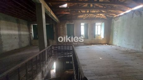Επιχειρηματικό κτίριο 353τ.μ. για πώληση-Λαδάδικα