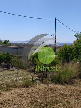 Οικόπεδο 1.300τ.μ. για πώληση-Παραλία