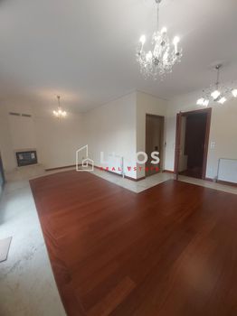 Μεζονέτα 270τ.μ. για ενοικίαση-Γλυφάδα