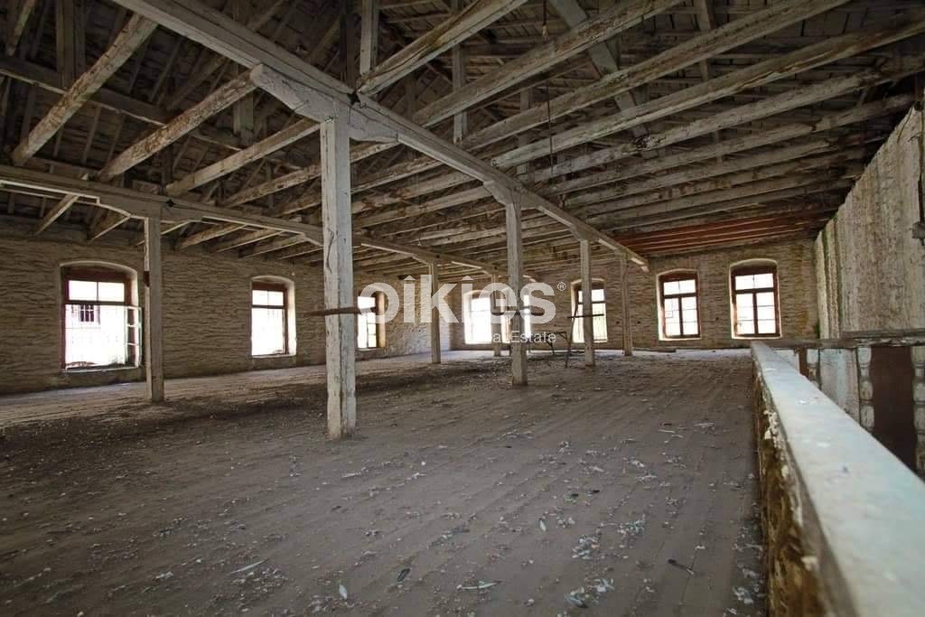 Επιχειρηματικό κτίριο 1.225 τ.μ. προς πώληση, Αγ. Παύλος