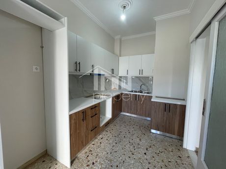 Διαμέρισμα 71,3τ.μ. για πώληση-Νίκαια
