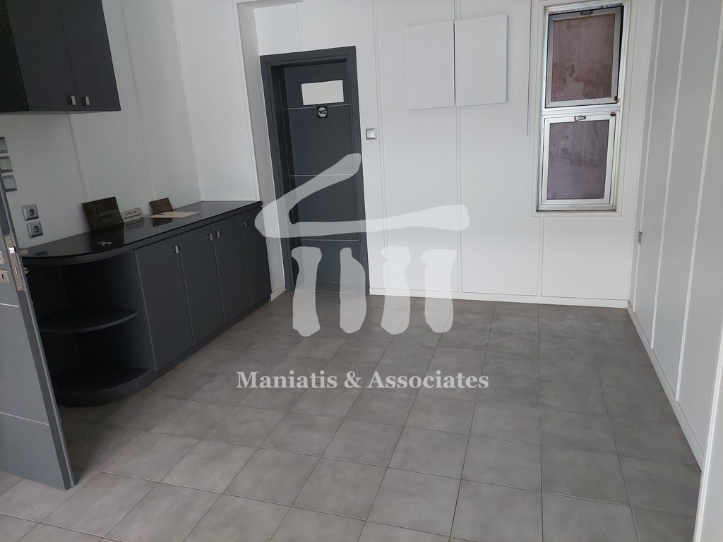 Office 64 sqm for rent, Piraeus, Agia Sofia