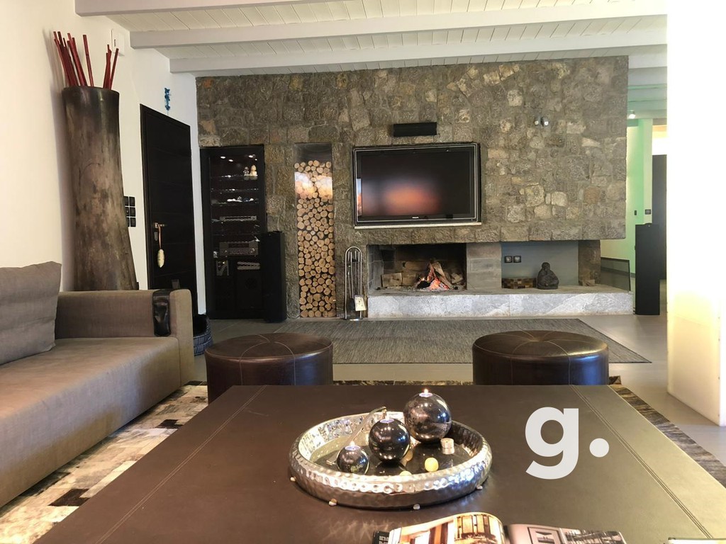 Μονοκατοικία 390 τ.μ. προς πώληση, Παρνασσός Φωκίδας
