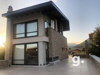 Μονοκατοικία 390 τ.μ. για πώληση