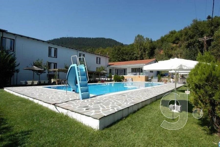 Ξενοδοχείο 2.670 τ.μ. πρός πώληση, Ευρυτανία, Ποταμιάς
