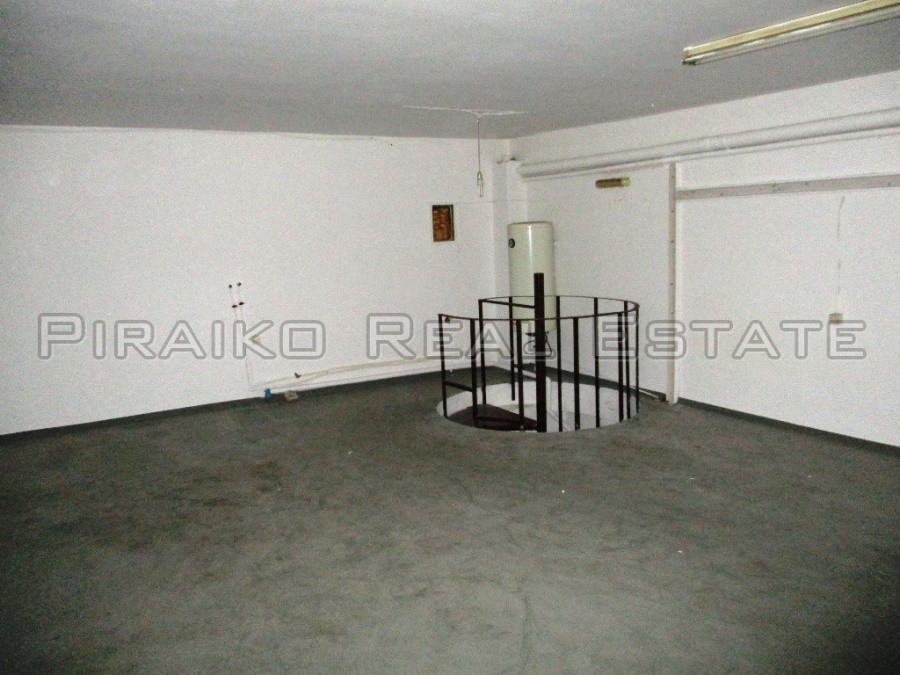 Κατάστημα 98 τ.μ. προς ενοικίαση, Λιμάνι Πειραιά