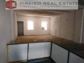 Κατάστημα 125 τ.μ. προς πώληση, Κέντρο Πειραιά-thumb-2
