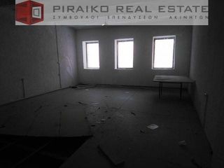 Κατάστημα 125 τ.μ. προς πώληση, Κέντρο Πειραιά-thumb-3