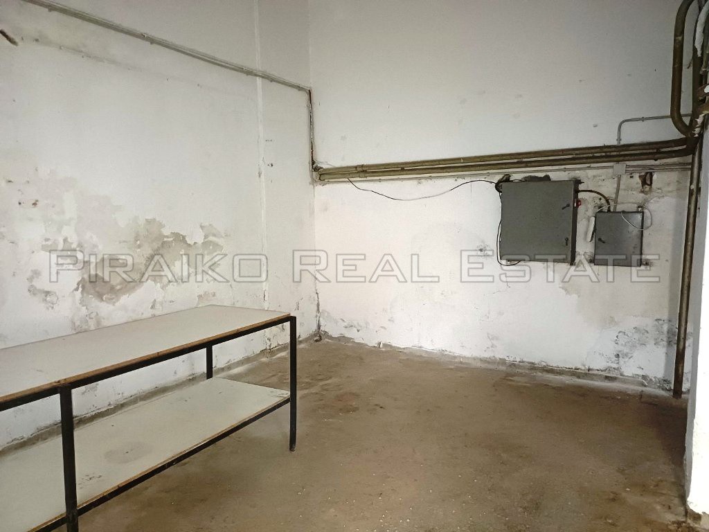 Κατάστημα 58 τ.μ. προς πώληση, Χατζηκυριάκειο